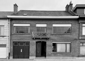 Verbouwing dokterspraktijk met bovenliggende studio door Friday Office in samenwerking met Quality Living, Marktplein