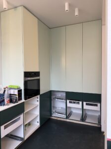 House Rambo - renovatieproject in Berchem door Friday Office